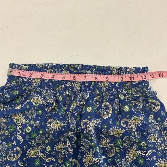 NWT Max Studio Pull On Shorts Elastic Waist Blue Floral Paisley Women’s Size Sm - Picture 8 of 11